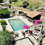 Maison En Pierre, Piscine, Villa