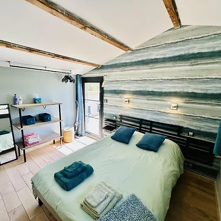 Villa Maison En Pierre, Piscine, *