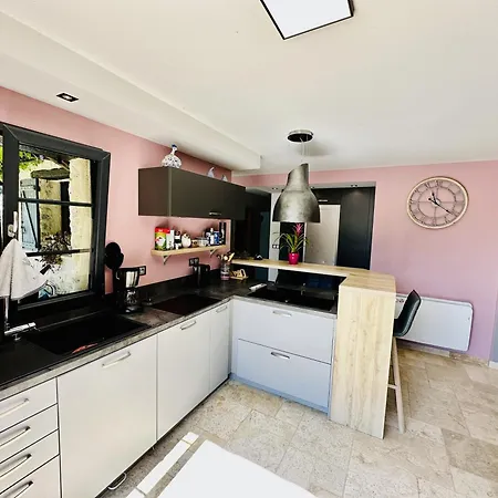 Villa Maison En Pierre, Piscine,