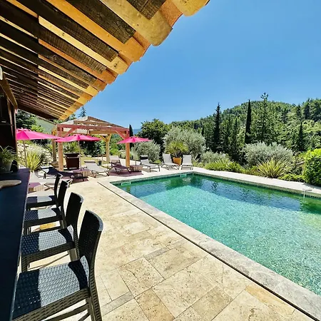 Maison En Pierre, Piscine,